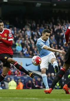 Rashford biến Demichelis thành trò hề, mở tỷ số cho Man Utd