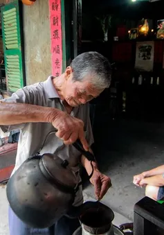 Quán cà phê vợt hiếm hoi còn sót lại tại TP.Hồ Chí Minh