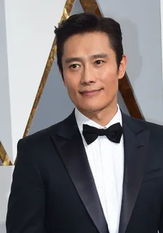 Lee Byung Hun choáng ngợp với lễ trao giải Oscar 2016