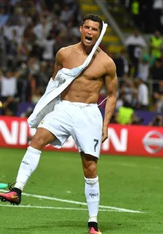 Cristiano Ronaldo sướng phát điên với chức vô địch Champions League