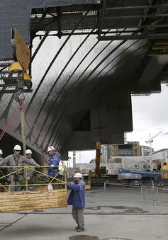 Ukraine xây mái vòm mới bao bọc nhà máy hạt nhân Chernobyl