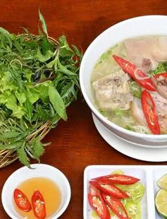 Bún bung hoa chuối - món ăn đậm chất quê Thái Bình