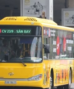 Khai trương tuyến xe bus sân bay Pleiku - Kontum