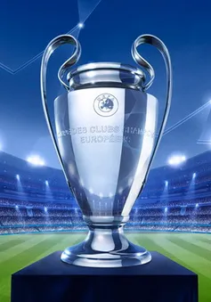 Người hâm mộ TP. HCM nồng nhiệt đón chào cúp UEFA Champions League 2016