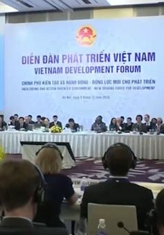 Khai mạc Diễn đàn Phát triển Việt Nam 2016