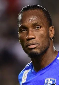 Drogba bất ngờ gây rối tại Mỹ: Không thi đấu nếu không được đá chính!