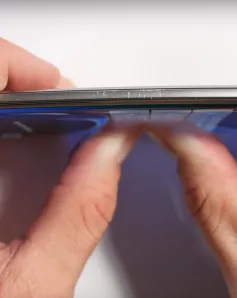 Galaxy S7 Edge có thể “sống sót” sau bài kiểm tra bẻ cong?