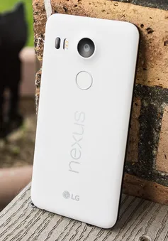 LG Google Nexus 5X 32GB giảm giá mạnh trên eBay