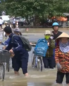 Bình Định: Vẫn còn học sinh chưa đến trường sau lũ