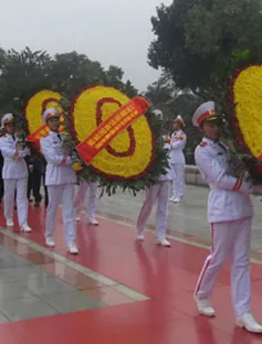 Lãnh đạo Đảng, Nhà nước vào Lăng viếng Chủ tịch Hồ Chí Minh