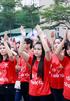Hàng ngàn bạn trẻ tham gia Ngày hội Tân sinh viên 2016