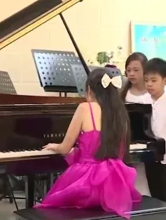 Việt Nam giành 25 giải thưởng tại hai cuộc thi Piano quốc tế