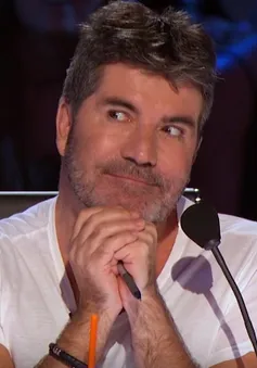 Simon Cowell đáng yêu không tin nổi trong America's Got Talent