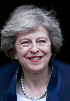 Những câu hỏi khó chờ  tân Thủ tướng Anh Theresa May trả lời