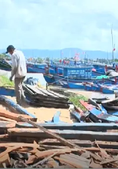 Mùa sửa tàu - “Mùa vay nóng” ở vùng biển Phú Yên