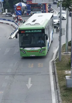 Đường thông hè thoáng trong ngày BRT chính thức lăn bánh