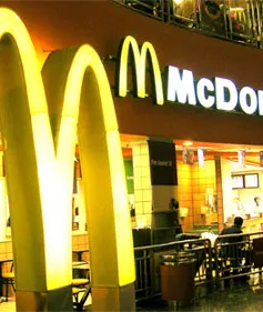 Hàn Quốc điều tra McDonald’s về nghi vấn bánh Hamburger bẩn