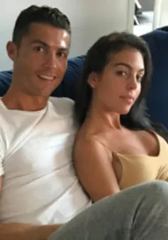 Chốt thời điểm Cristiano Ronaldo lên xe hoa với cô bạn gái Georgina