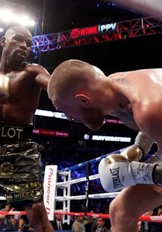 Trận quyền anh thế kỷ: Mayweather hạ McGregor bằng knock-out kỹ thuật