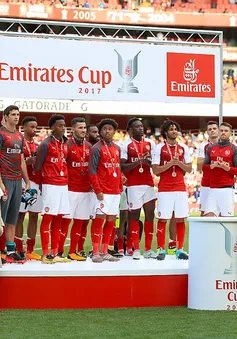 Emirates Cup: Thua Sevilla, Arsenal vẫn lên ngôi vô địch nhờ chỉ số phụ