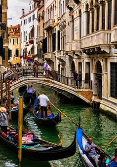 Quy định cấm đối với du khách khi tới Venice