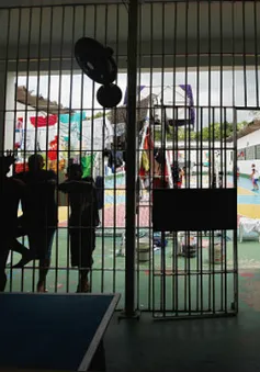 Gần 200 tù nhân vượt ngục tại Brazil