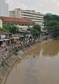 Indonesia hồi sinh 14 con sông ở thủ đô Jakarta