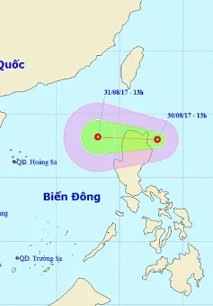 Áp thấp nhiệt đới giật cấp 9 sắp đổ bộ Biển Đông