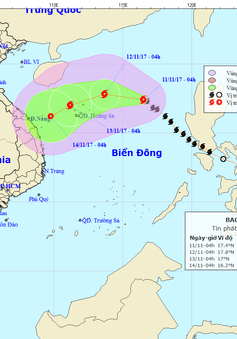 Bão số 13 di chuyển chậm theo hướng Tây Tây Bắc
