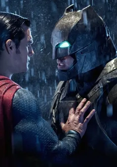 Mâm xôi vàng 2017: Batman v Superman "bội thu" nhưng thoát giải lớn nhất