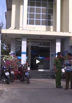 Công an Vĩnh Long tìm thấy vật dụng khả nghi của nghi phạm cướp ngân hàng