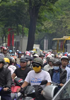 Cần điều chỉnh lại quy hoạch giao thông cho sân bay Tân Sơn Nhất