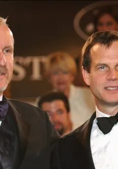 James Cameron nghẹn ngào tưởng nhớ Bill Paxton