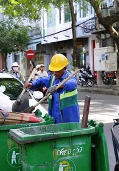 Bất cập thu gom vận chuyển rác ở nông thôn