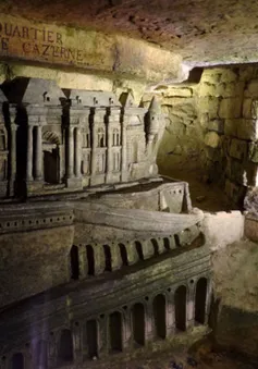 Pháp: Giải cứu 2 thiếu niên đi lạc 3 ngày trong khu hầm mộ khổng lồ tại Paris