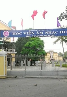 Lễ kỷ niệm 10 năm thành lập Học viện Âm nhạc Huế