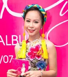 Á quân Sao mai Hồng Duyên ra mắt album đầu tay