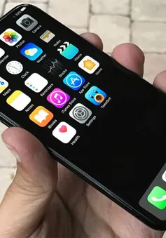 iPhone 7S chưa ra mắt, đã có video trên tay iPhone 8