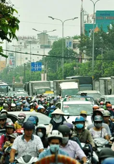 Đề xuất tăng chuyến bay đêm nhằm giảm kẹt xe sân bay Tân Sơn Nhất