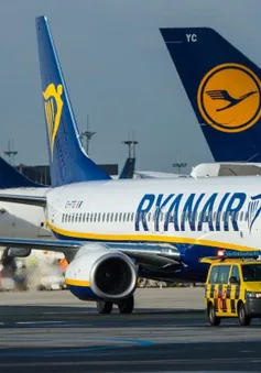 Ryanair hủy hàng nghìn chuyến bay cho tới đầu năm 2018