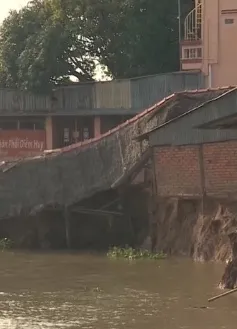 Sạt lở nghiêm trọng tại An Giang: Do dòng chảy hạ lưu bị đói bùn cát