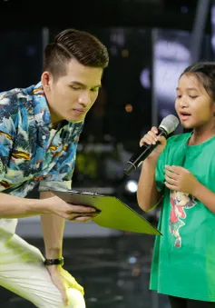 Quốc Thiên nhiệt tình hướng dẫn thí sinh Vietnam Idol Kids