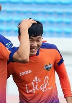 Đá chính và kiến tạo 2 bàn, Xuân Trường góp công lớn trong chiến thắng của Gangwon FC