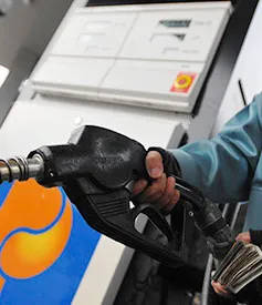 Petrolimex bắt đầu bán dầu diesel tiêu chuẩn Euro V từ năm 2018