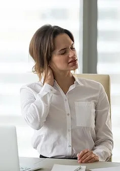 Cách tự kiểm tra nguyên nhân gây đau lưng