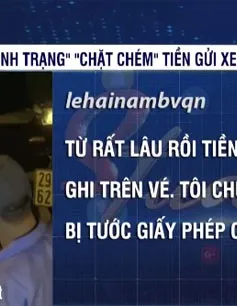 Tình trạng "chặt chém" tiền gửi xe ở phố đi bộ tại Hà Nội