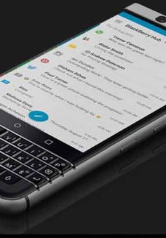 Blackberry KeyOne giảm giá sốc xuống dưới 7 triệu đồng