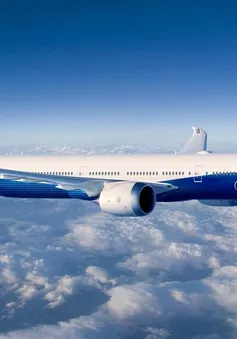 Boeing ra mắt máy bay thương mại có thể bay hơn nửa vòng Trái đất