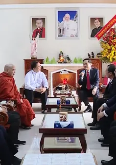 Chủ tịch Ủy ban Trung ương MTTQ Việt Nam chúc mừng Giáng sinh tại tỉnh Bình Dương