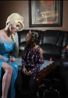Công chúa Disney mang lại hạnh phúc cho trẻ em bị bỏ rơi
